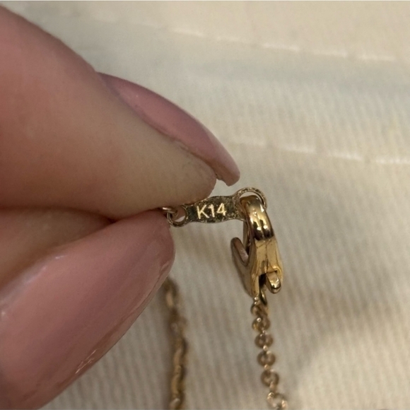 Louis Vuitton 14k Gold Necklace - Picture 4 of 6